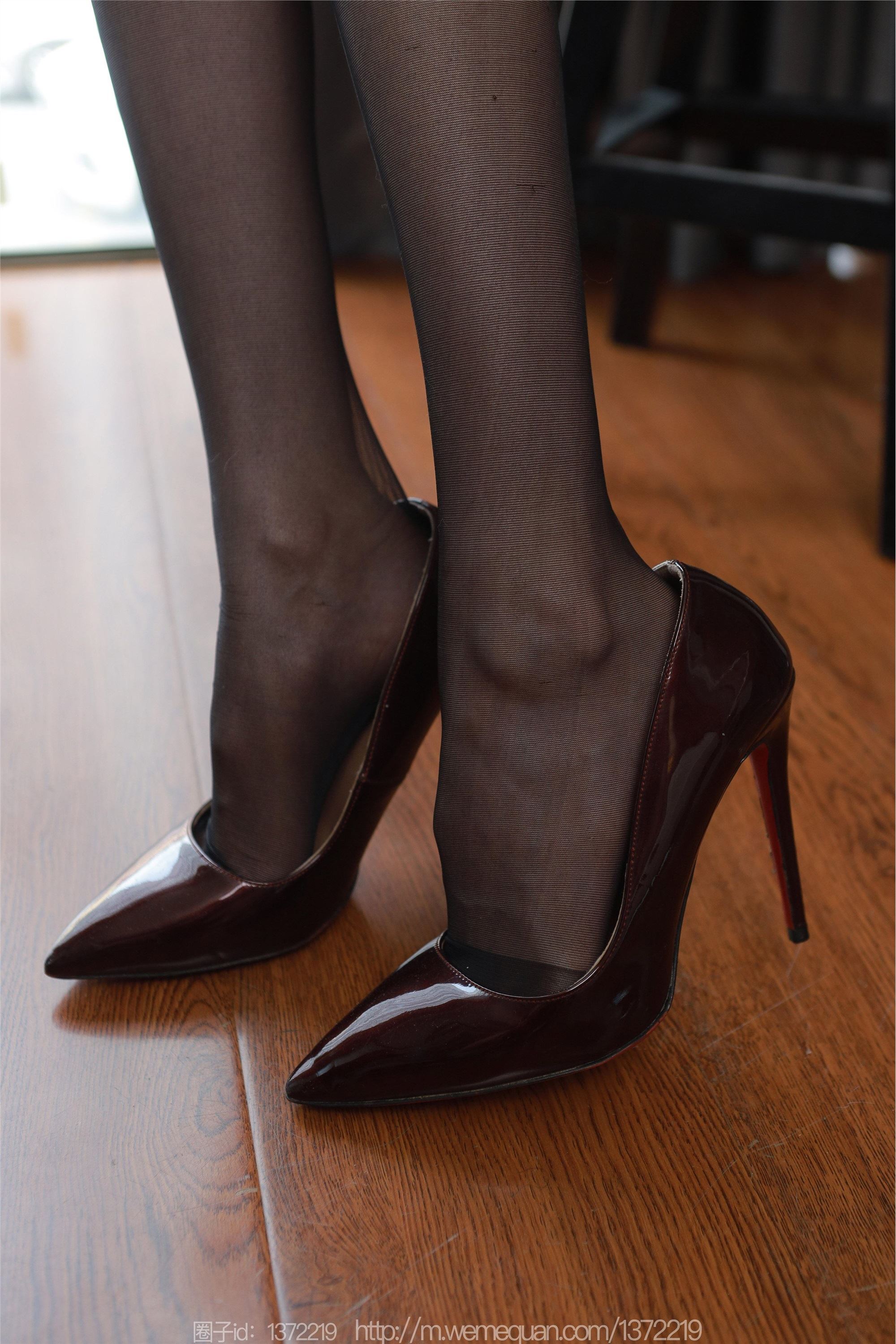 IESS异思趣向  2023.04.30 丝享家 1437 团团 《黑色吊带袜》